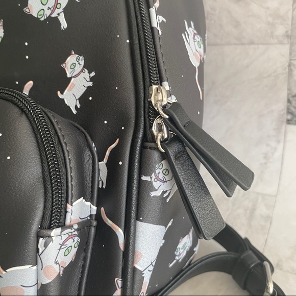 NWT Rick & Morty Schrodinger's Cats Mini Backpack - Picture 5 of 10